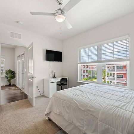 Lavish 2Br Apartment In Tampa Exterior photo