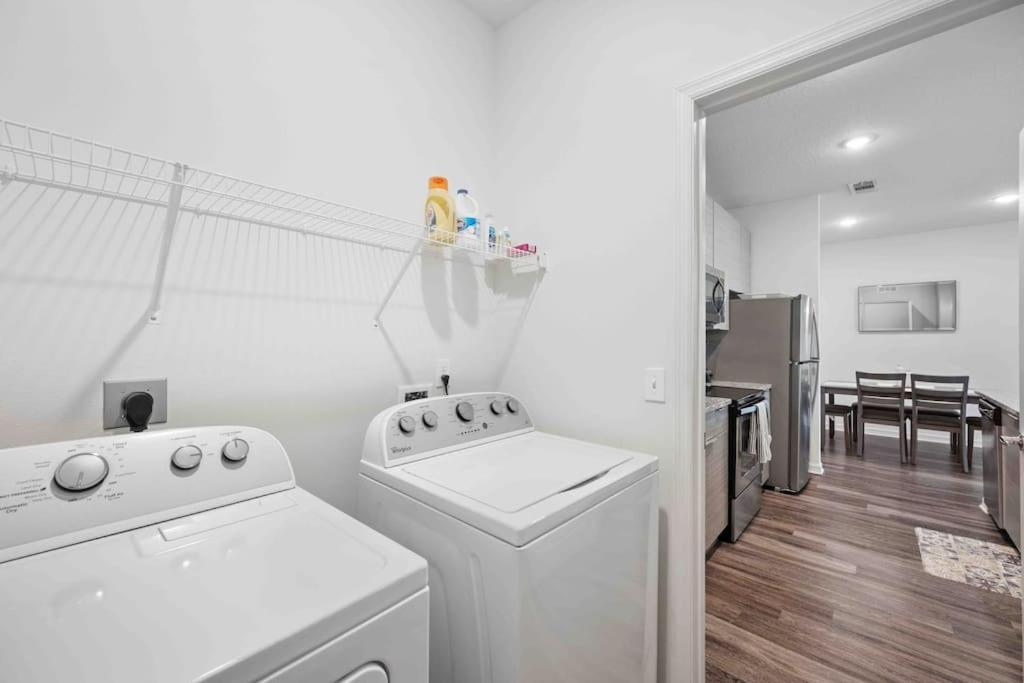 Lavish 2Br Apartment In Tampa Exterior photo